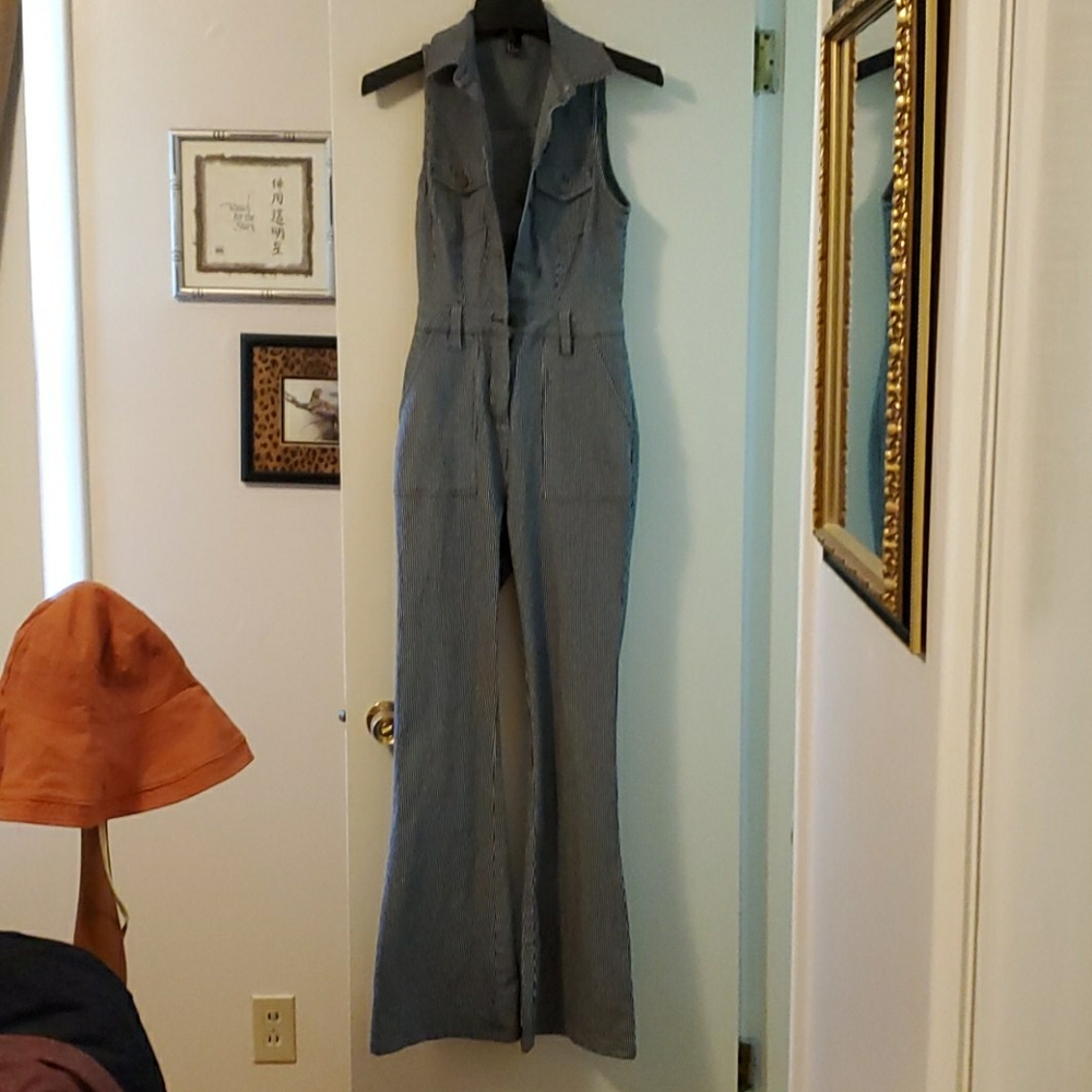 Forever21 Jumpsuit Small